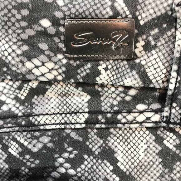 🌷Seven7 Tummyless HighRise Skinny Pant - Picture 6 of 7